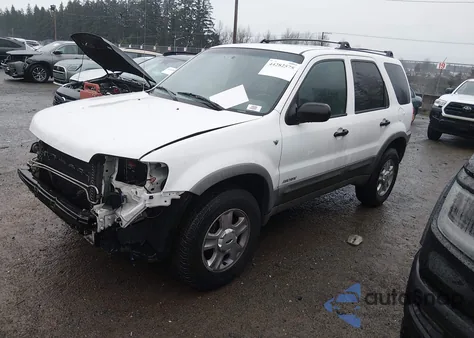 2001 Ford Escape Xlt from USA, damaged, VIN 1FMYU03121KF44755